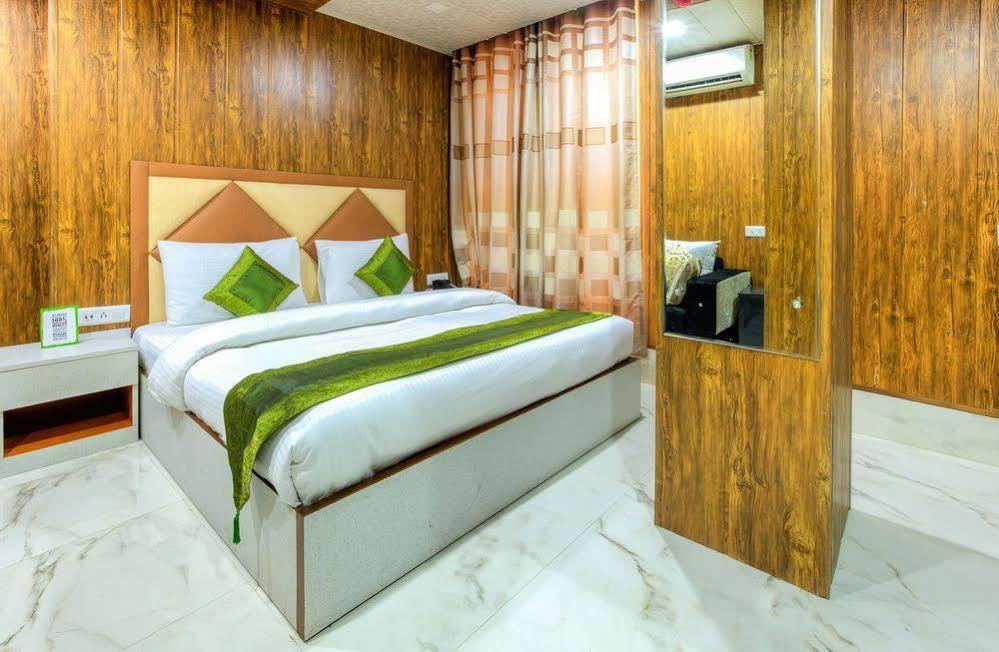 Capital O 23188 Glory Villa New Delhi Eksteriør billede