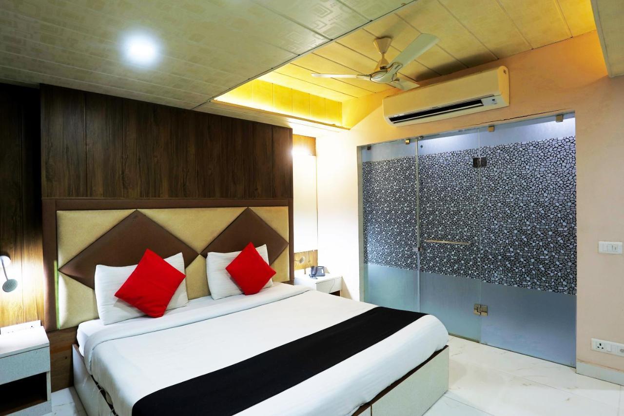 Capital O 23188 Glory Villa New Delhi Eksteriør billede